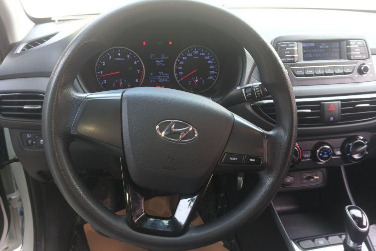 Used Hyundai Celesta 2018 1.6L Automatic GL Enjoyment Version China V Standard