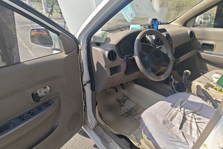 Used Wuling Hongguang 2014 1.2L Standard Model China IV
