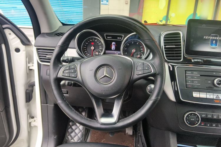 Used Mercedes-Benz GLE Coupe 2017 GLE 320 4MATIC Coupe SUV
