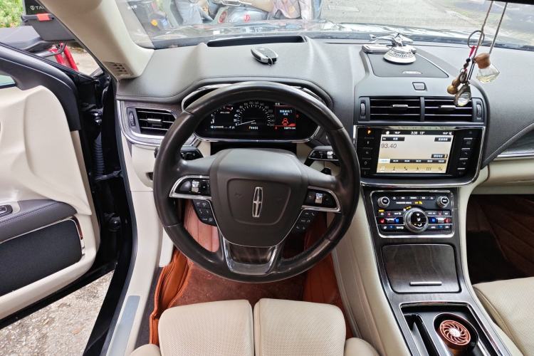 Used Lincoln Continental 2019 2.0T Two-Wheel Drive Prestige Version China VI Standard
