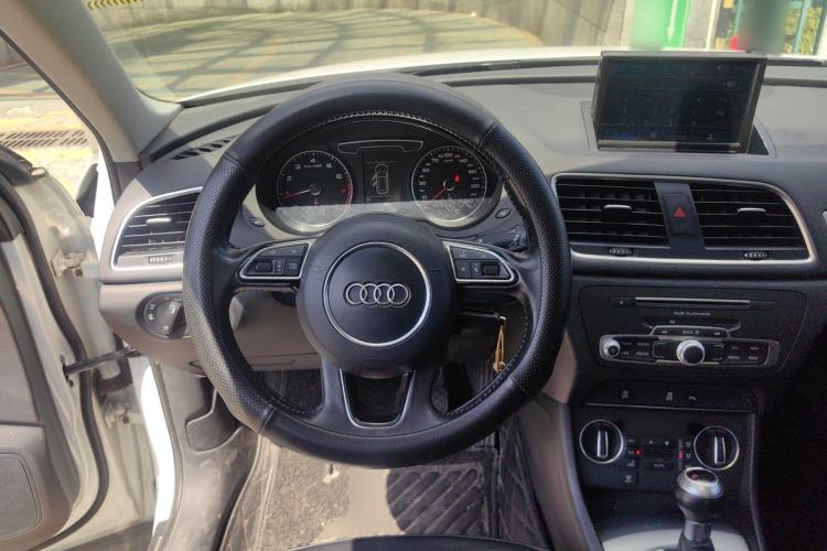 Used Audi Q3 2016 30 TFSI Fashion Model