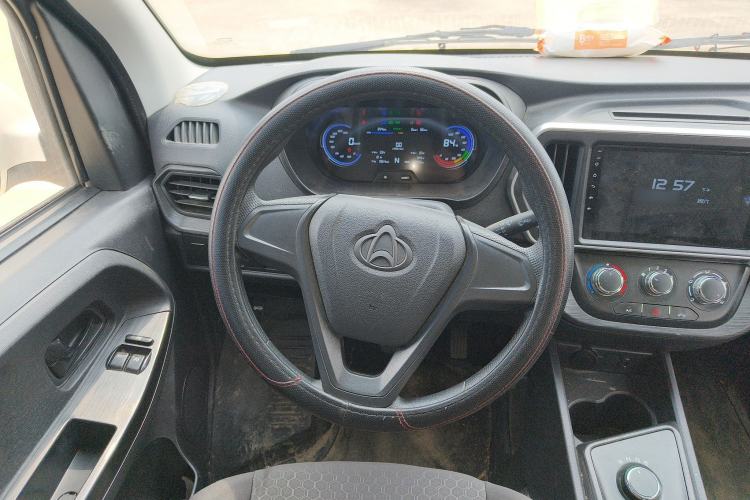 Used Chana Ruixing EM80 2025 Cargo Version Standard 2-Seater 300 km Side-Hinged Doors
