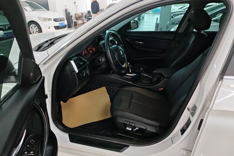 Used BMW 3 Series 2017 320Li Fashion Model
