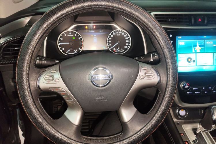 Used Nissan Murano 2019 2.5L XL Two-Wheel Drive Smart Connect Luxury Edition China VI Standard