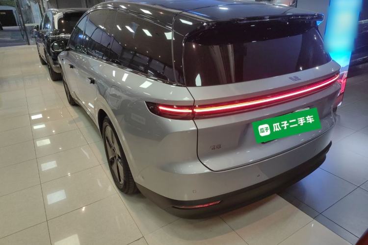 Used Li Auto i8 2025 Model Standard Version
