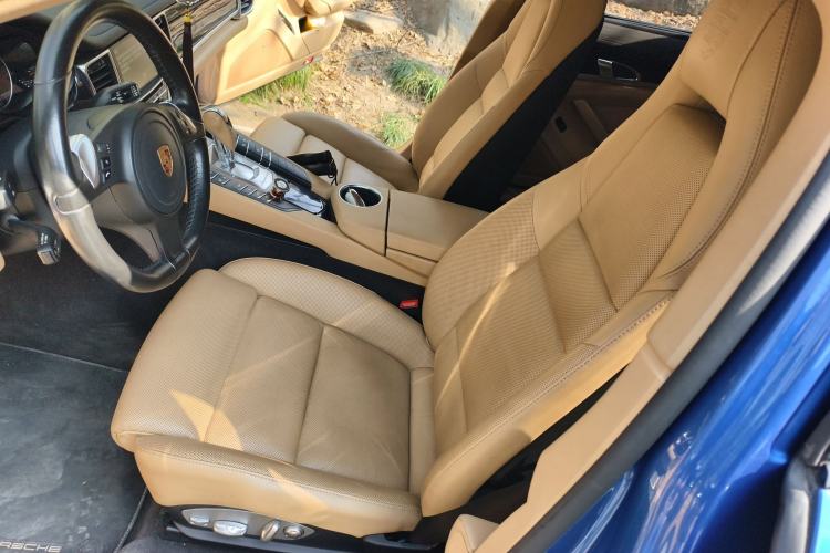Used Porsche Panamera 2016 Panamera Edition 3.0T Left Front Seat