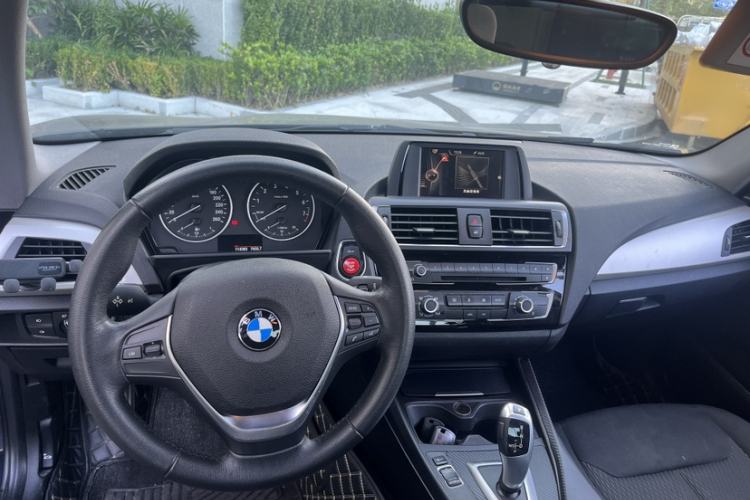 Used BMW 2 Series 2017 220i Leading Model
