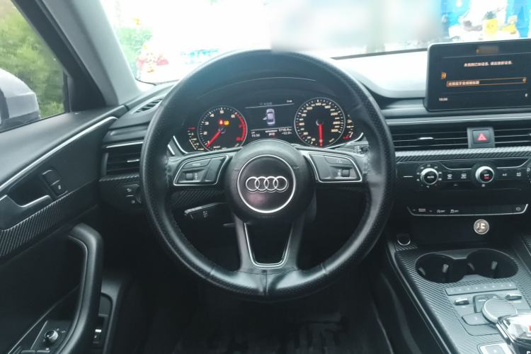 Used Audi A4L 2017 40 TFSI Ambition Edition Steering Wheel
