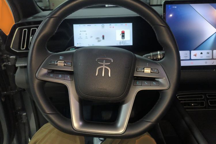 Used BYD Song Pro New Energy 2025 Second-Generation Intelligent Driving Version DM-i 115KM Excellence Edition Steering Wheel