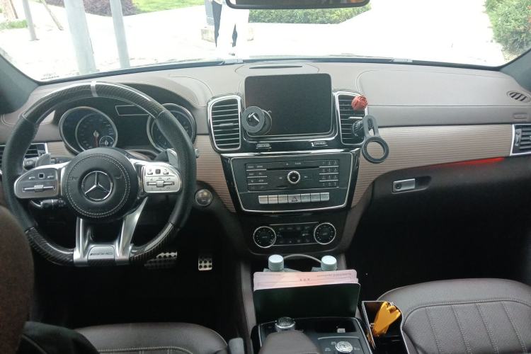 Used Mercedes-Benz GLE 2019 GLE 320 4MATIC Dynamic Edition Prestige Model
