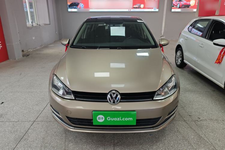 Used Volkswagen Golf 2016 230TSI Automatic Comfort Version
