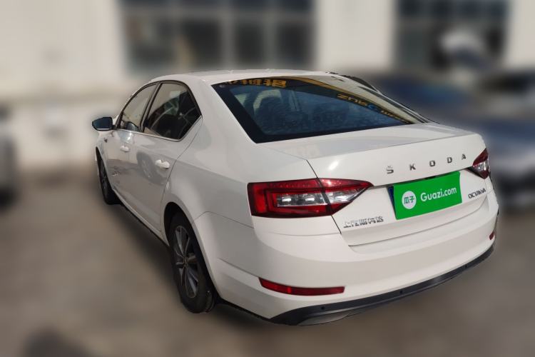 Used Skoda Octavia 2019 1.5L Automatic SmartDrive Comfort Edition China VI Standard
