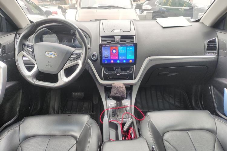 Used Geely Auto Emgrand 2016 Sedan 1.5L CVT Upward Version Center Console