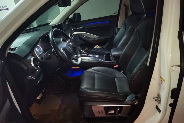 Used Wey VV6 2018 2.0T Two-Wheel-Drive Ultra-Luxury Version China V Standard