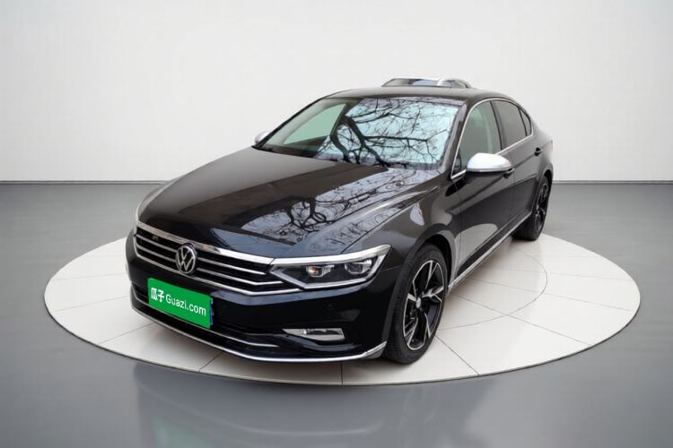 Used Volkswagen Magotan 2020 280TSI DSG Comfort Edition Front Left 45 Deg