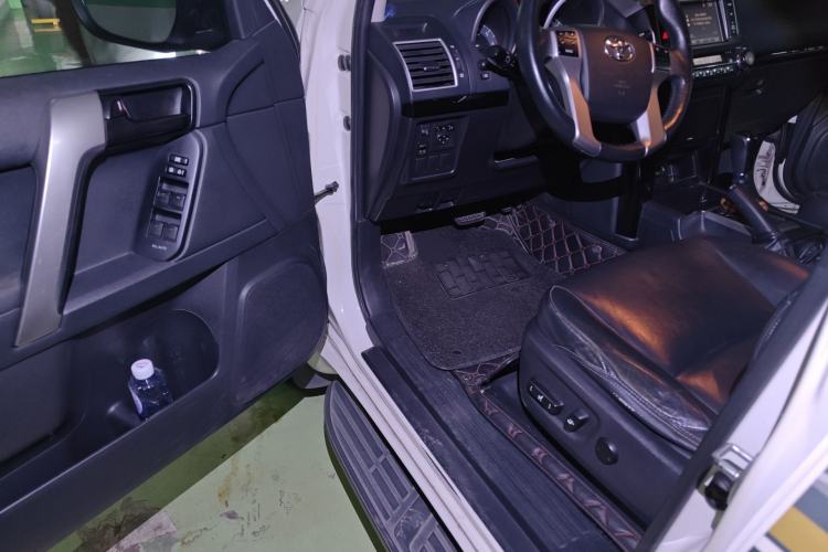 Used Toyota Prado 2016 2.7L Automatic Standard Edition
