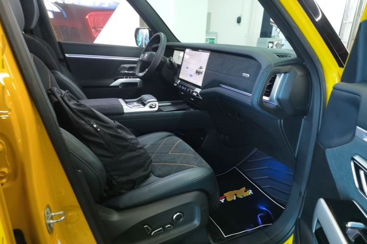 Used Deepal G318 2025 Worry-Free Adventure Edition Four-Wheel Drive Secret Realm Version
