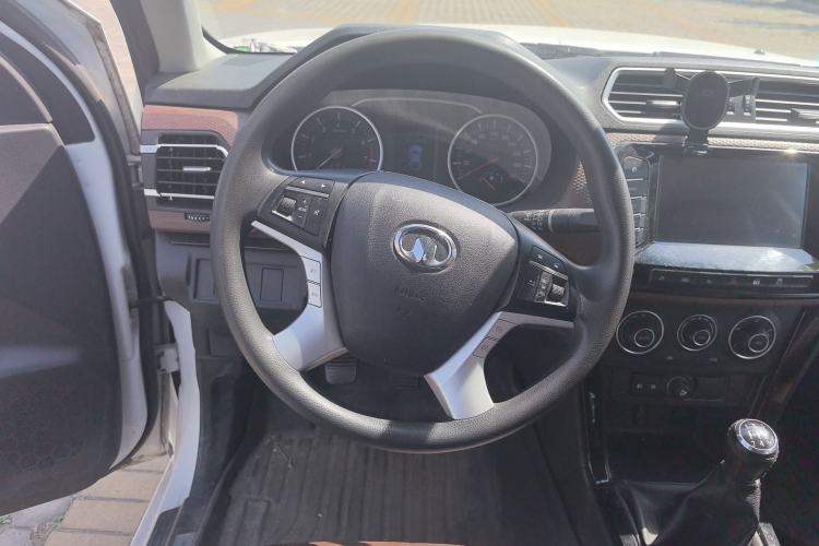 Used Great Wall Wingle 6 2017 2.4L Gasoline 4x4 Elite Version 4G69
