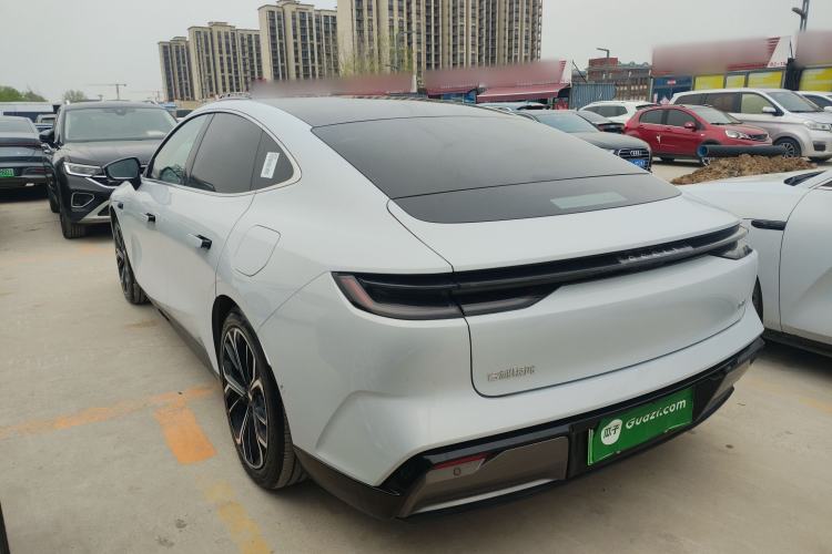 Used Geely Galaxy E8 2025 700 km Long-Range Intelligent Driving Version
