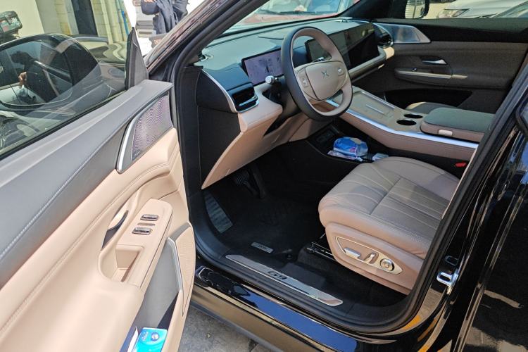 Used XPeng G9 2025 725 with Ultra-Long Range Max