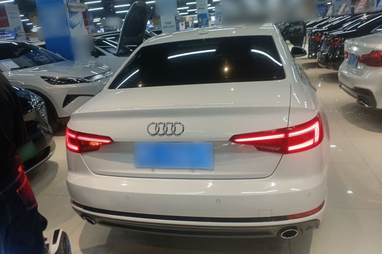 Used Audi A4L 2018 30th Anniversary Edition 40 TFSI Fashion Model