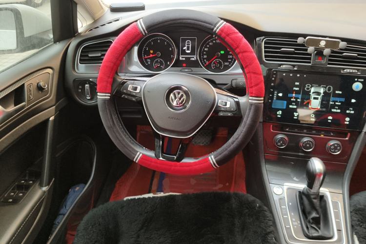 Used Volkswagen Golf 2018 230TSI Automatic Luxury Version