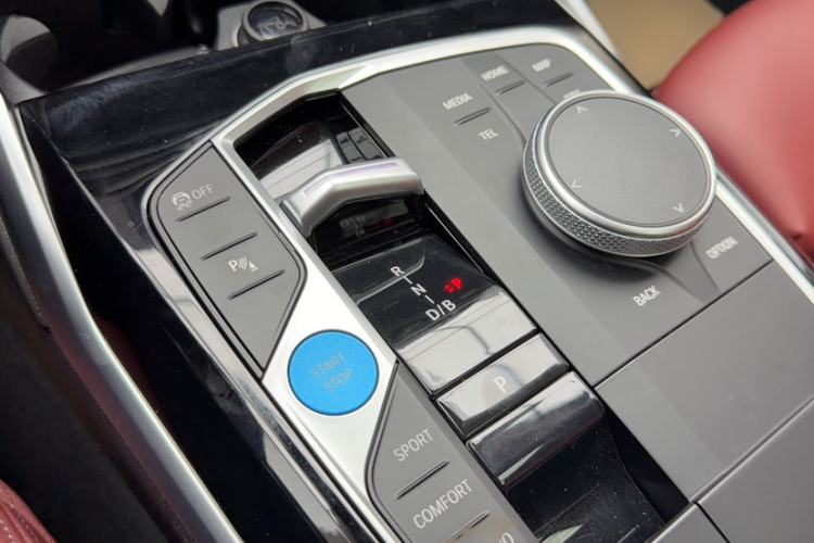 Used BMW i3 2022 eDrive 35 L
