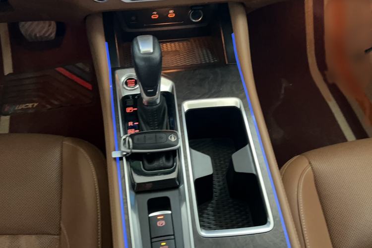 Used Nissan Teana 2022 2.0L XL-Upr Enjoyment Edition Interior 3