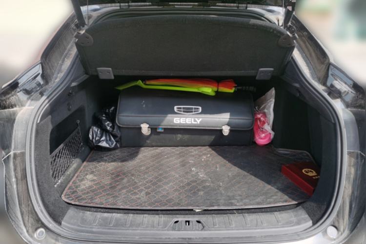 Used Geely Auto Monjaro S 2021 2.0TD Automatic Two-Wheel Drive Lightning Edition Trunk