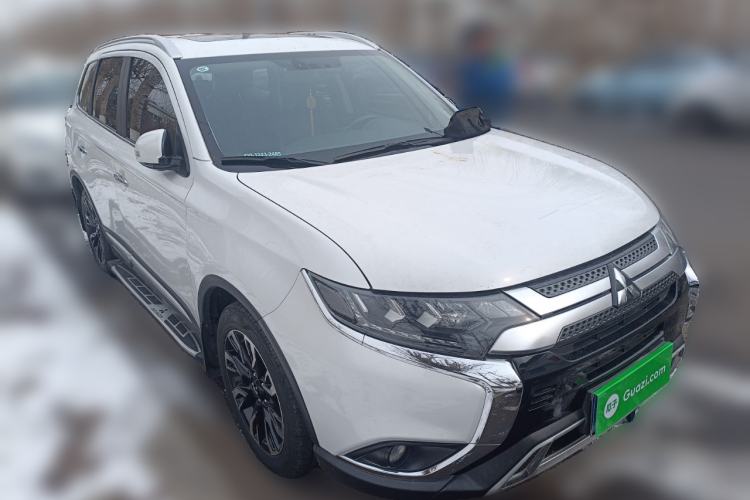 Used Mitsubishi Outlander 2020 2.4L 4x4 Zhi Xiang Edition 5 Seats