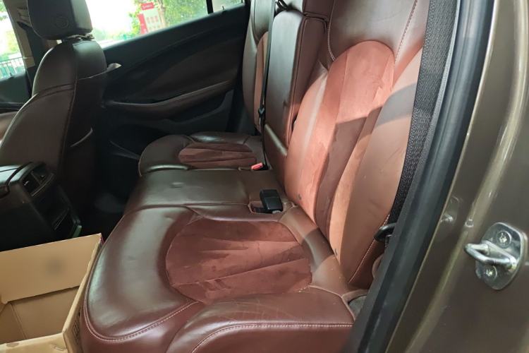 Used Buick Envision 2015 20T Two-Wheel-Drive Elite Model Left Rear Seat