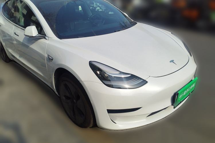 Used Tesla Model 3 2019 Standard Range Rear-Wheel Drive Upgraded Version (52 kWh) Front Right 45 Deg