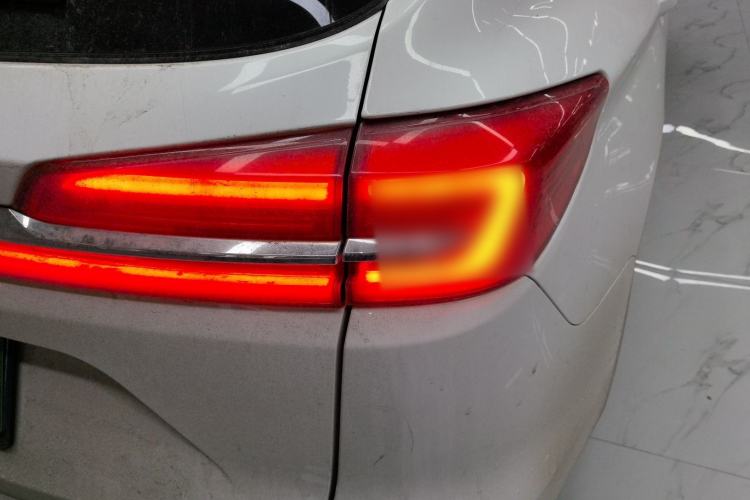 Used BYD Song 2020 Classic Edition 1.5T Automatic Elite Model Exterior 6