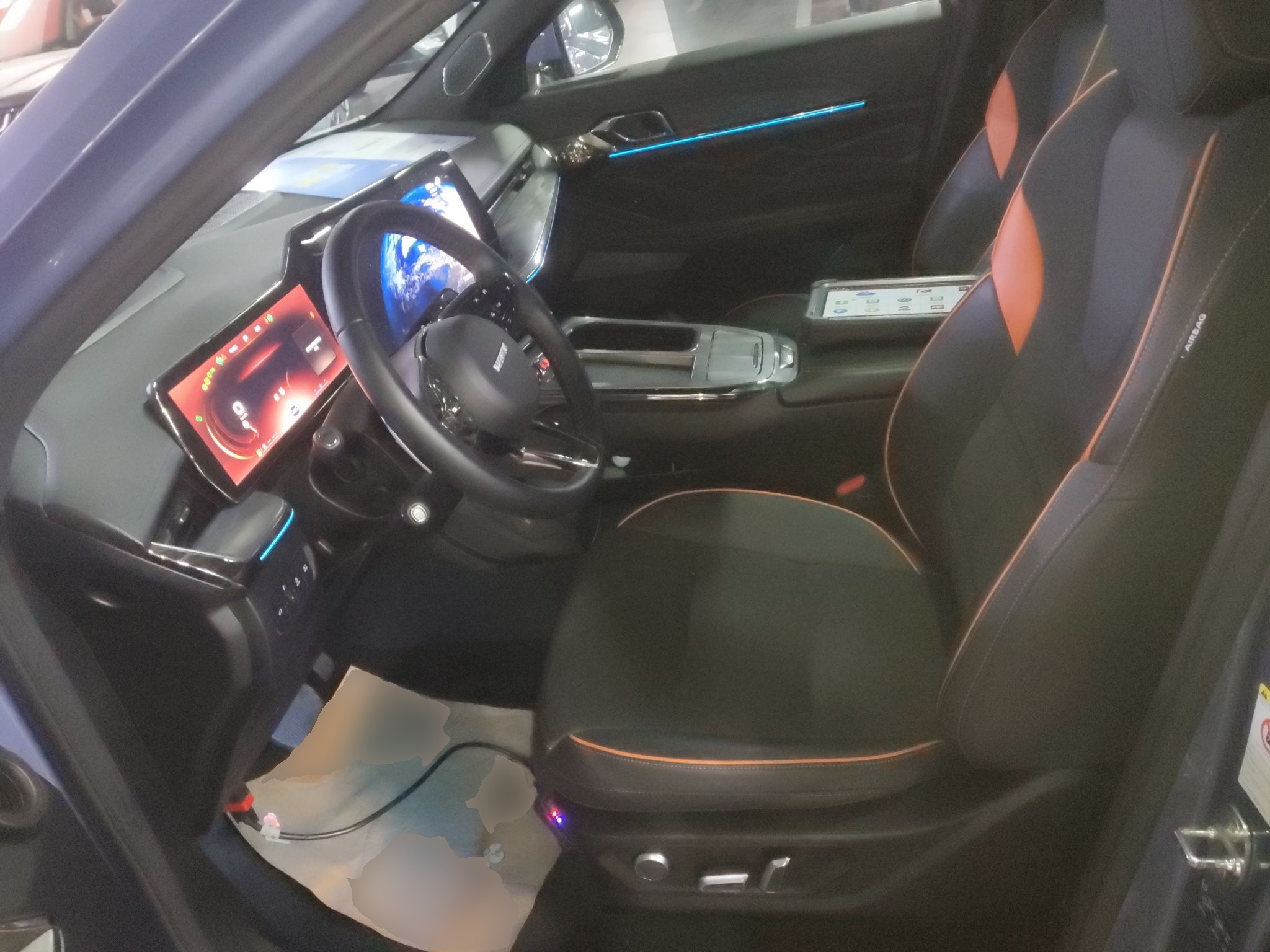 المقاعد الأمامية داخل السيارة