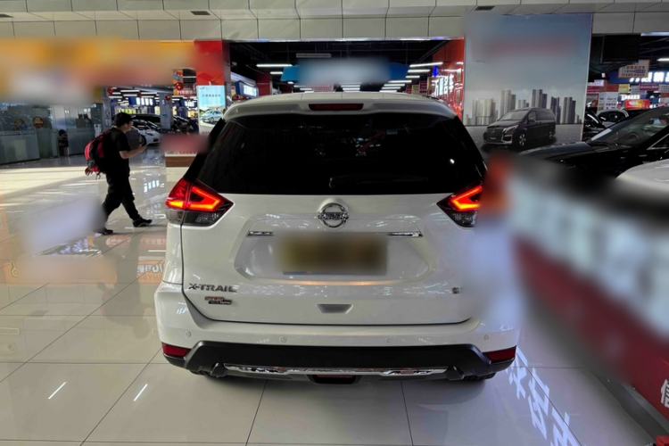 Used Nissan X-Trail 2023 Classic 2.0L Two-Wheel Drive Smart Connect & Comfort Edition
