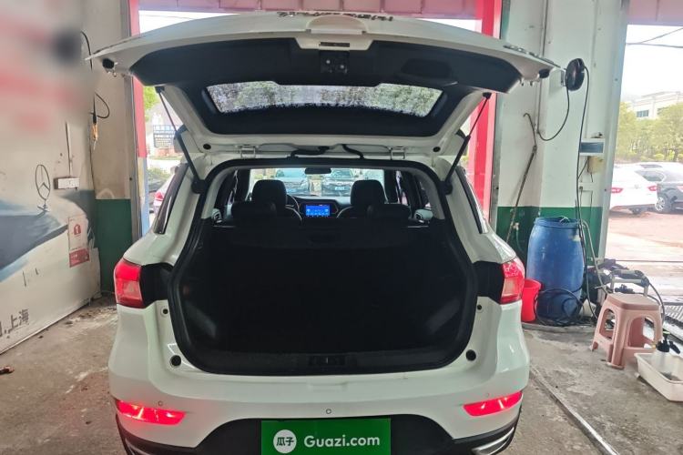 Used GAC Trumpchi GS4 2015 200T G-DCT Elite Edition Trunk