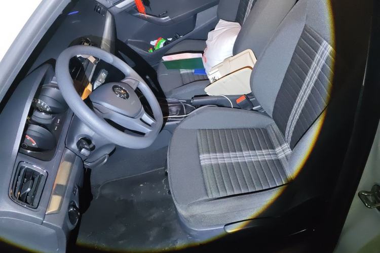 Used Volkswagen Lavida 2019 Lavida Start 1.5L Automatic Trendy Version China VI Standard Left Front Seat