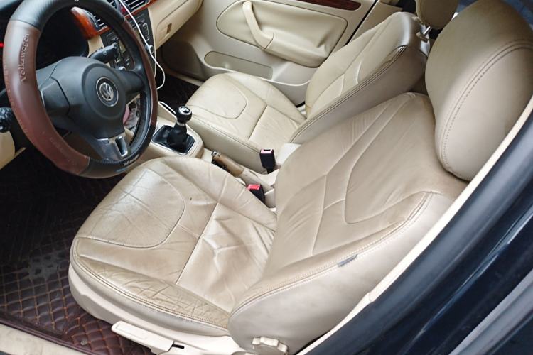 Used Volkswagen Bora 2012 1.6L Manual Comfort Model
