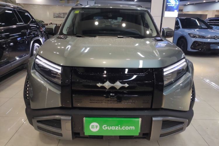 Used Formula Leopard Titanium 3 2025 501KM All-Wheel Drive Intelligent Driving Ultra Version
