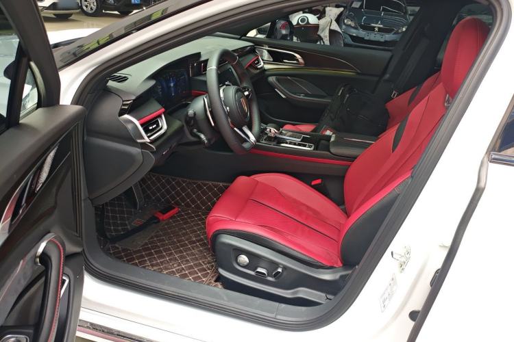 Used Hongqi H6 2024 2.0T ZhiShang Version