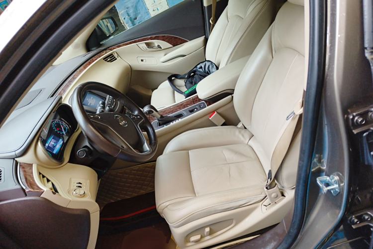 Used Buick LaCrosse 2013 2.4L SIDI Leading Comfort Version Left Front Seat