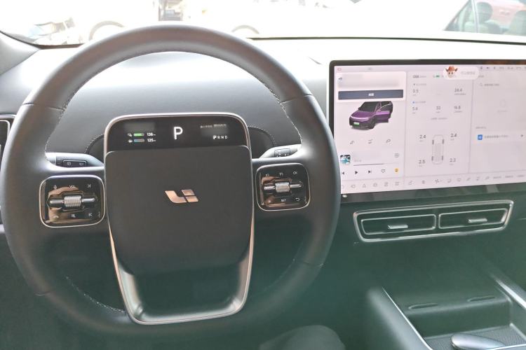 Used Li Auto L8 2023 Pro Model
