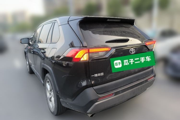 Used Toyota RAV4 2022 2.0L CVT Two-Wheel Drive Fashion Plus Edition
