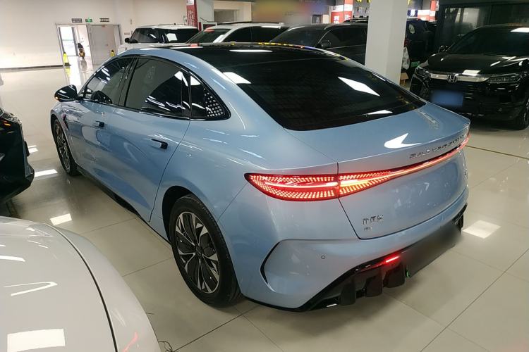 Used BYD Seal 2022 550 km Standard Range Rear-Wheel Drive Prestige Version
