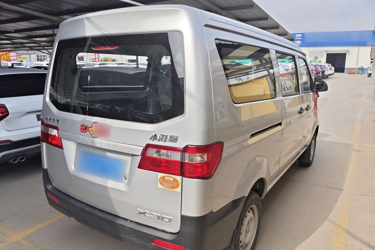 Used Jinbei Hiace X30 2023 1.5L Super-Comfortable Passenger Van 5/6/7-Seater Non-Air-Conditioned Version Model SWC15M Rear Right 45 Deg