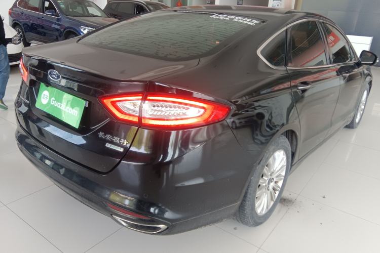 Used Ford Mondeo 2013 2.0L GTDi 200 Fashion Edition Rear Right 45 Deg