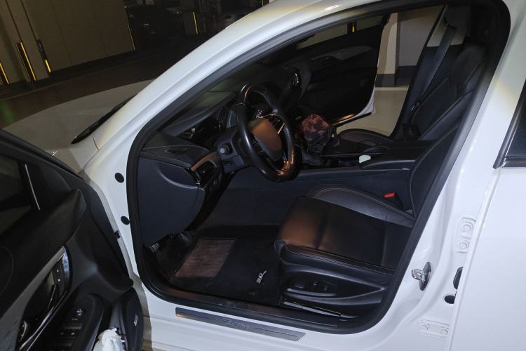 Used Cadillac ATS-L 2017 28T Fashion Edition Driver Seat