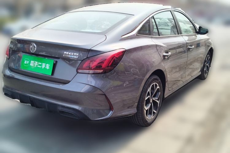 Used MG 5 2023 180 DVVT Manual Fashion Edition
