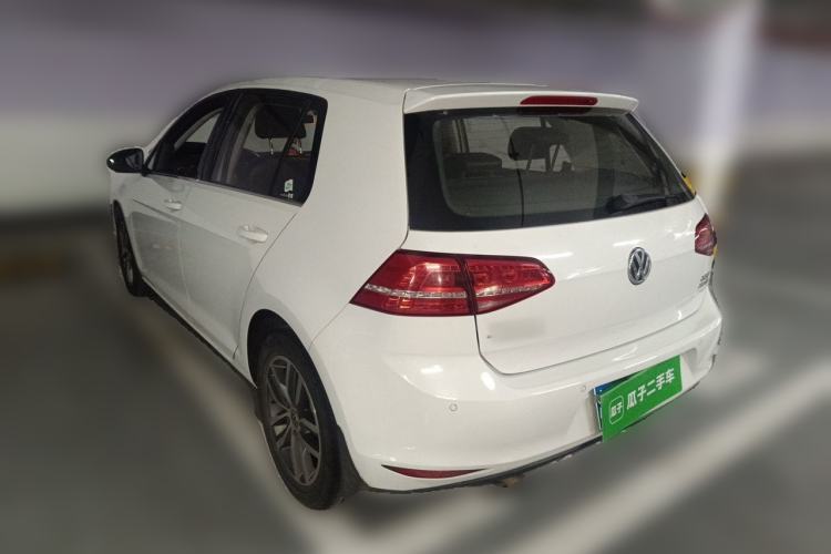 Used Volkswagen Golf 2016 230TSI Automatic Luxury Version
