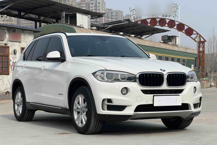 Used BMW X5 2015 xDrive28i
